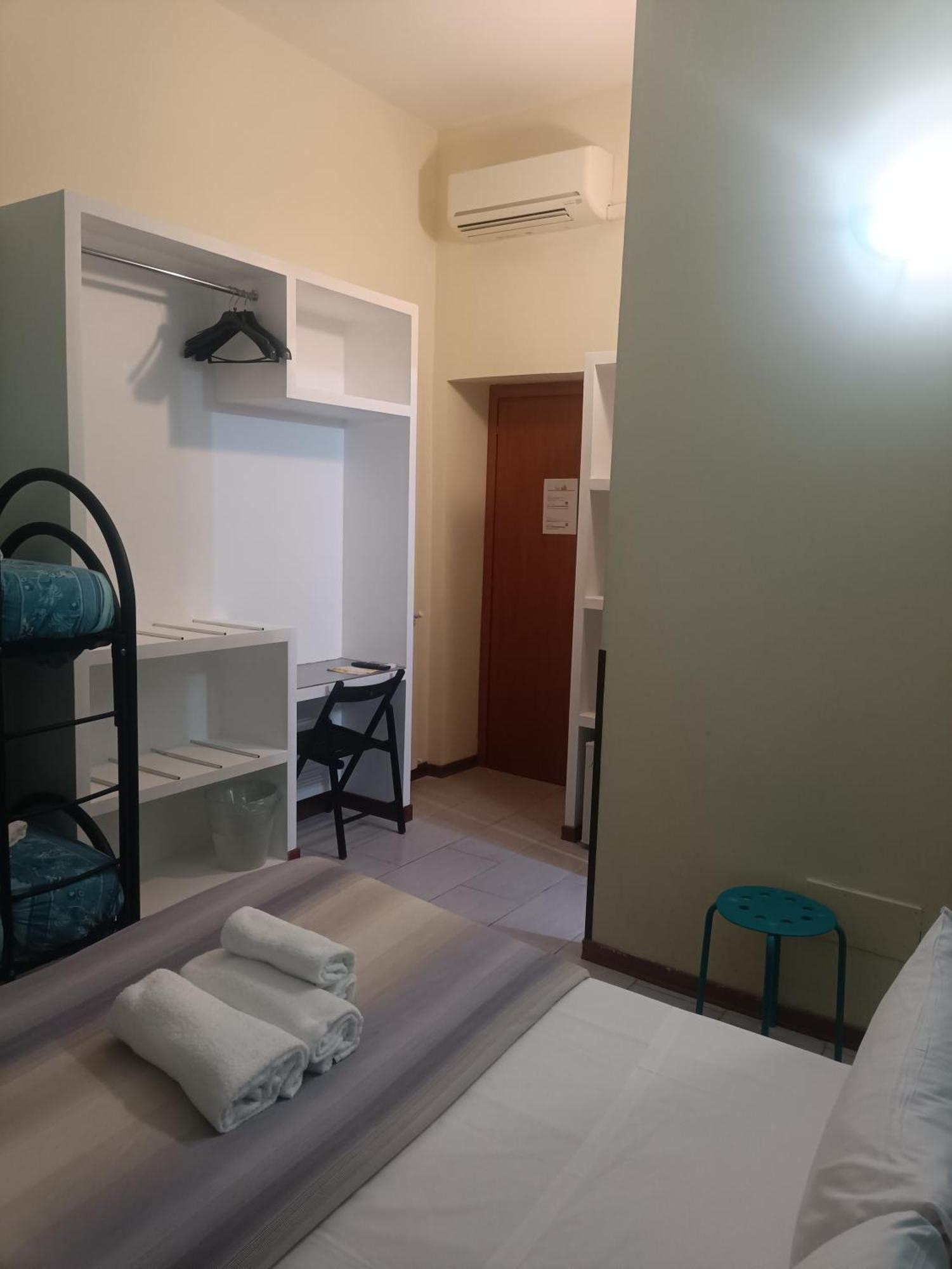 Enjoy Roma Bed & Breakfast Dış mekan fotoğraf
