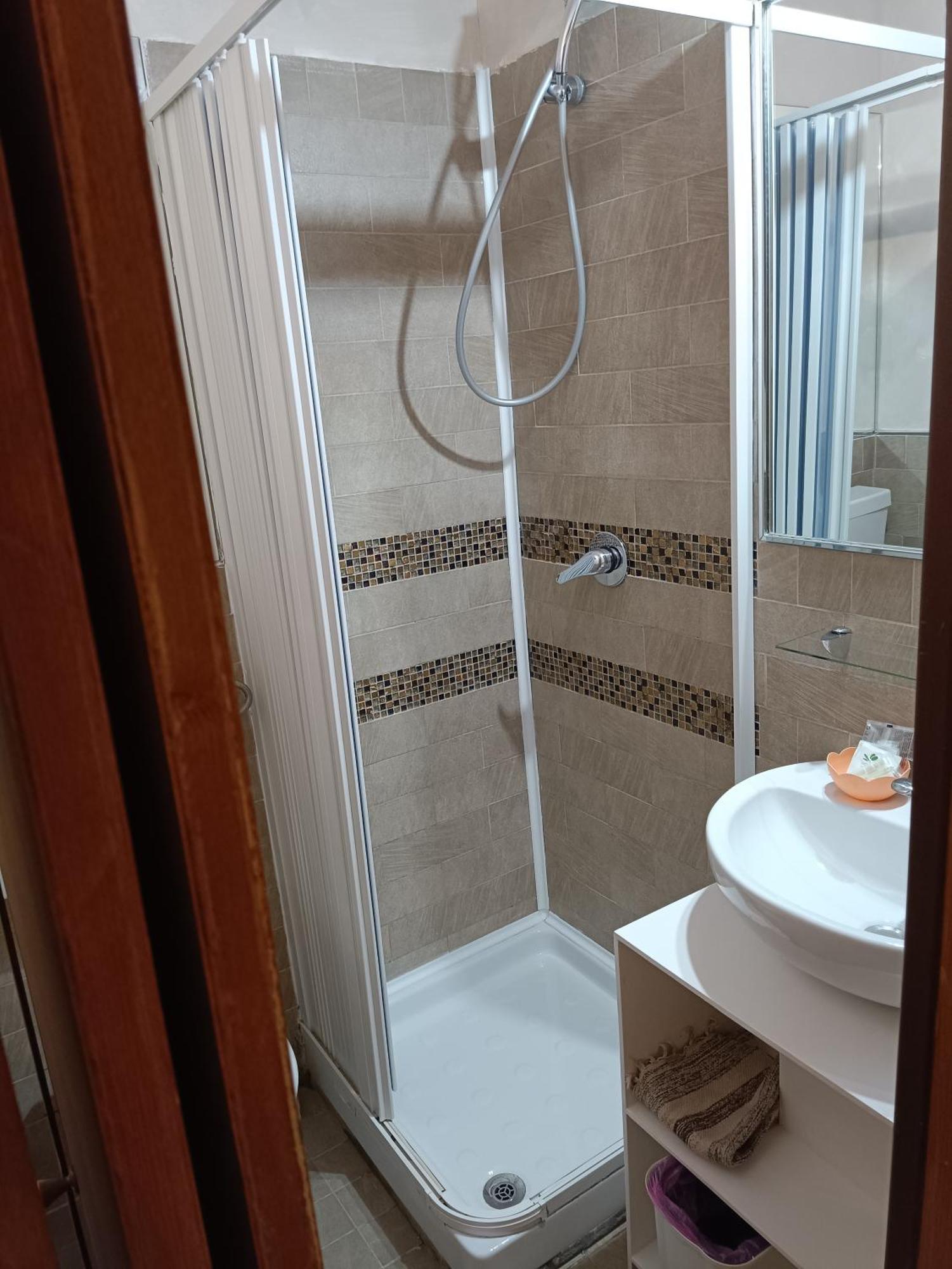 Enjoy Roma Bed & Breakfast Dış mekan fotoğraf