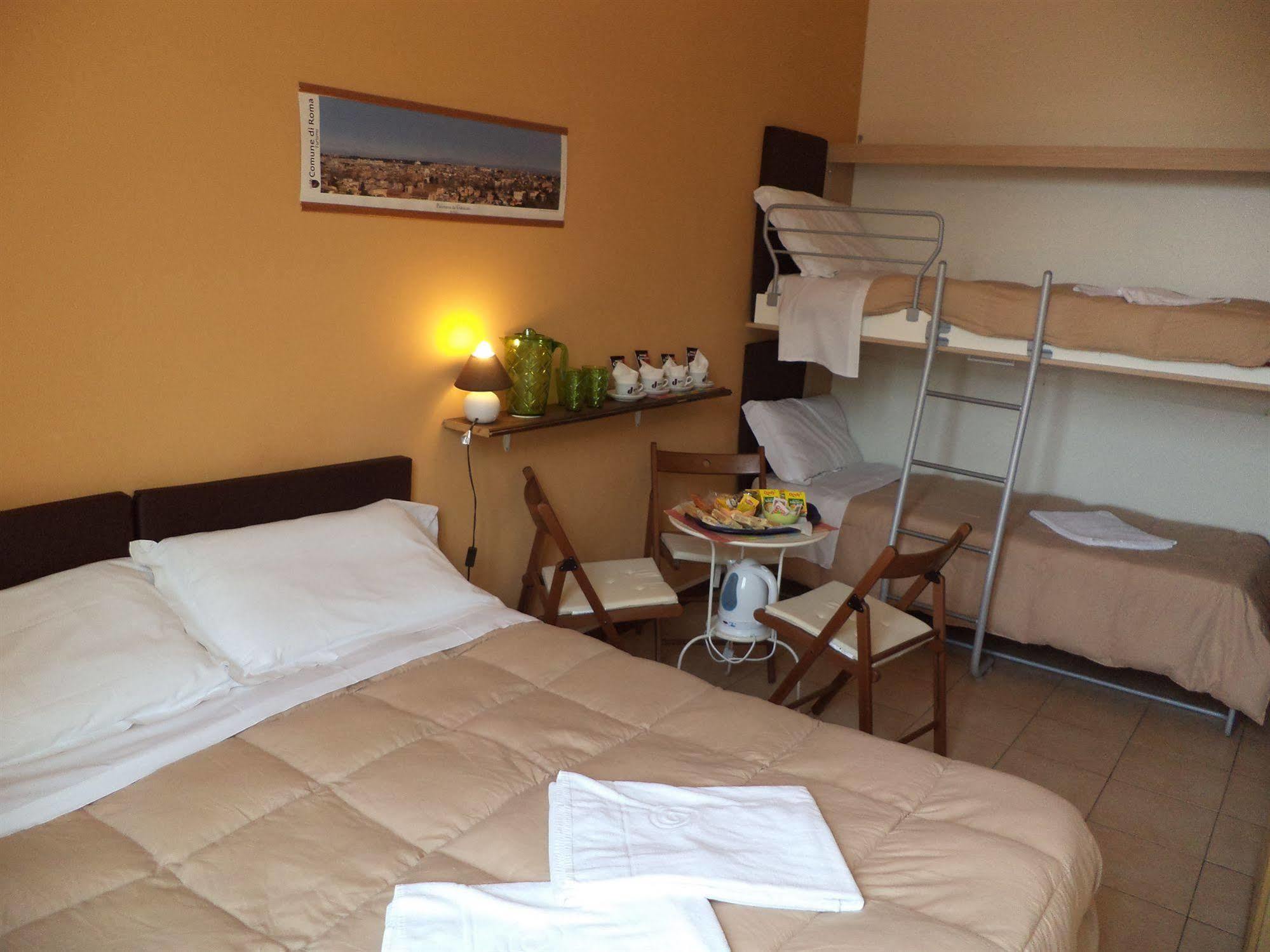 Enjoy Roma Bed & Breakfast Dış mekan fotoğraf